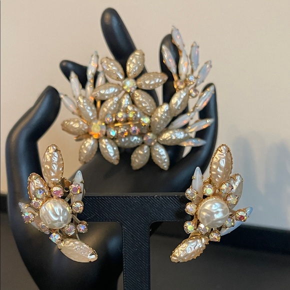 Beau Jewels Jewelry - Beau Jewels Molded Faux Pearl Opaline Aurora Borealis Rhinestone Demi-Parure